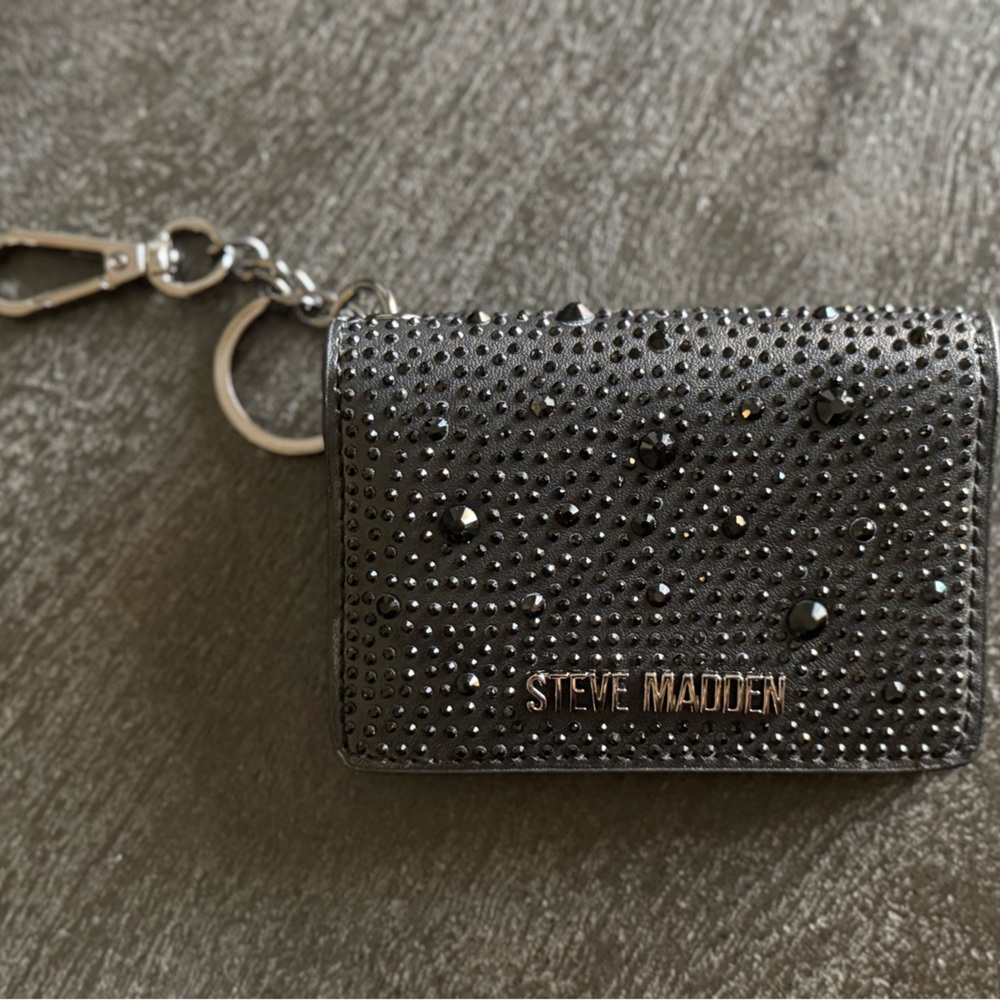 NWOT Steve Madden Black Rhinestone Card Holder with Gunmetal Hardware